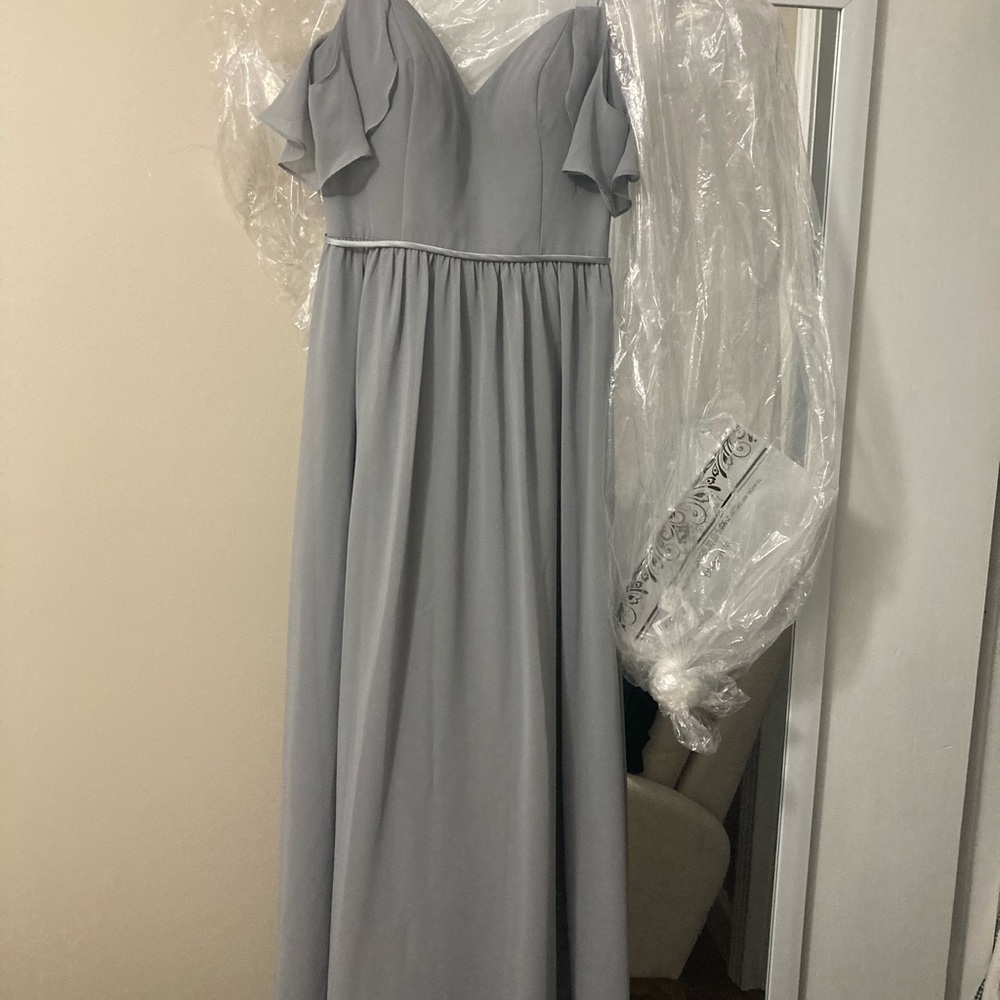 Christina Wu Style 22906 in PLATNIUM